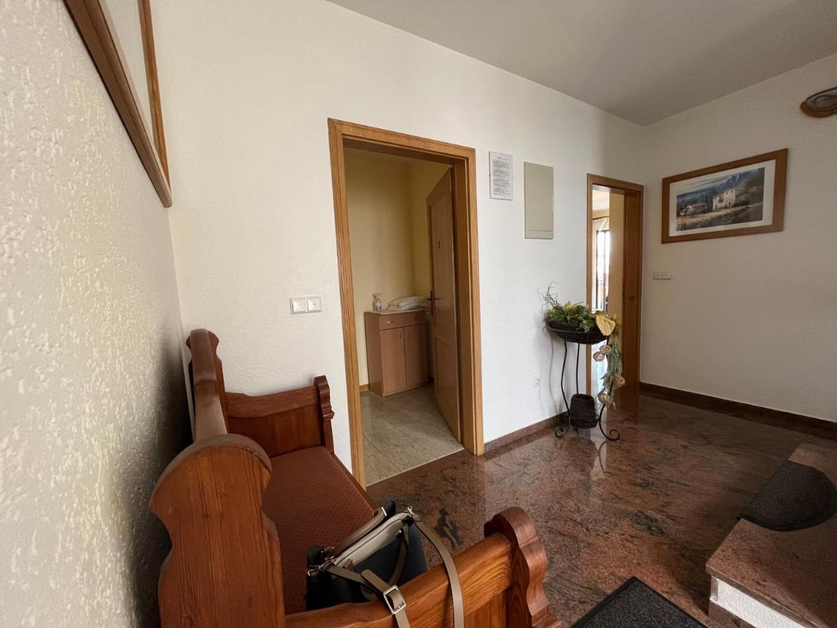 Holiday Apartments Sonne โรวีน ภายนอก รูปภาพ