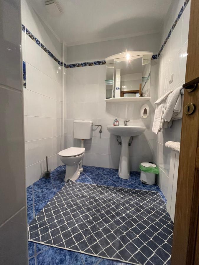 Holiday Apartments Sonne โรวีน ภายนอก รูปภาพ