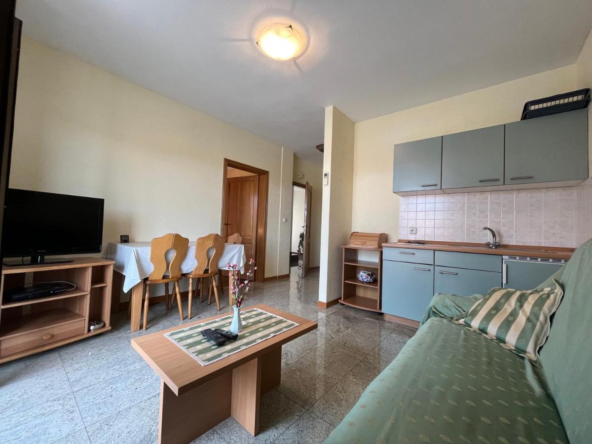Holiday Apartments Sonne โรวีน ภายนอก รูปภาพ