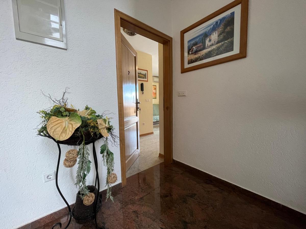 Holiday Apartments Sonne โรวีน ภายนอก รูปภาพ