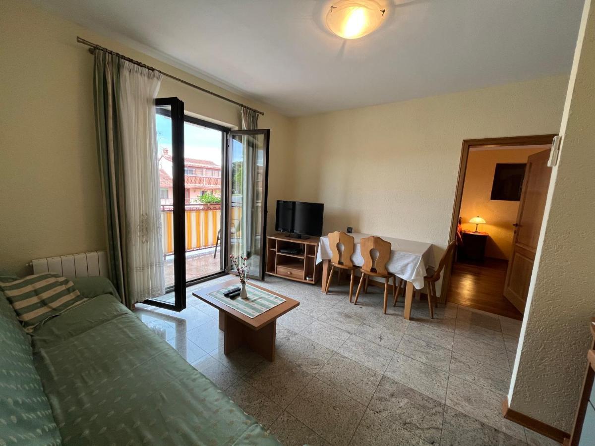 Holiday Apartments Sonne โรวีน ภายนอก รูปภาพ