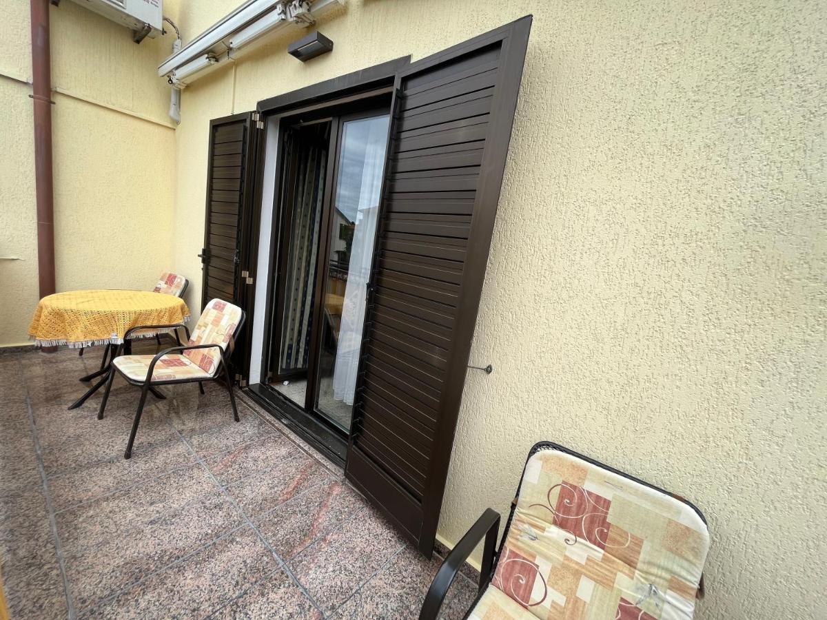Holiday Apartments Sonne โรวีน ภายนอก รูปภาพ